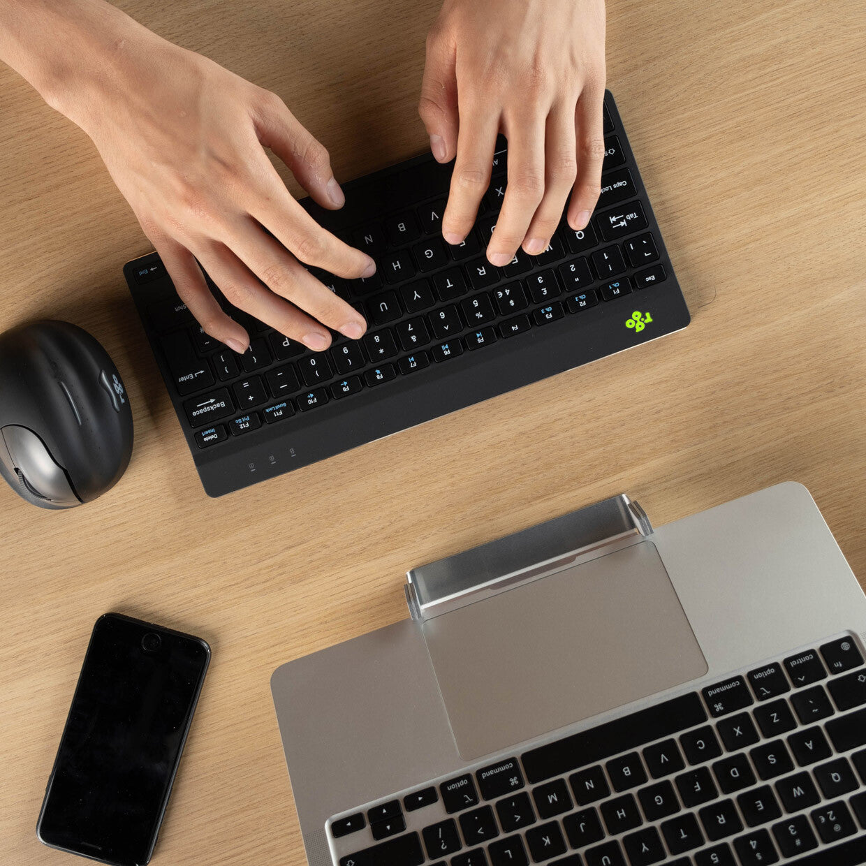 R-Go Tools Ergonomic keyboard R-Go Compact Break, compact keyboard with break software, AZERTY (BE), Bluetooth, black