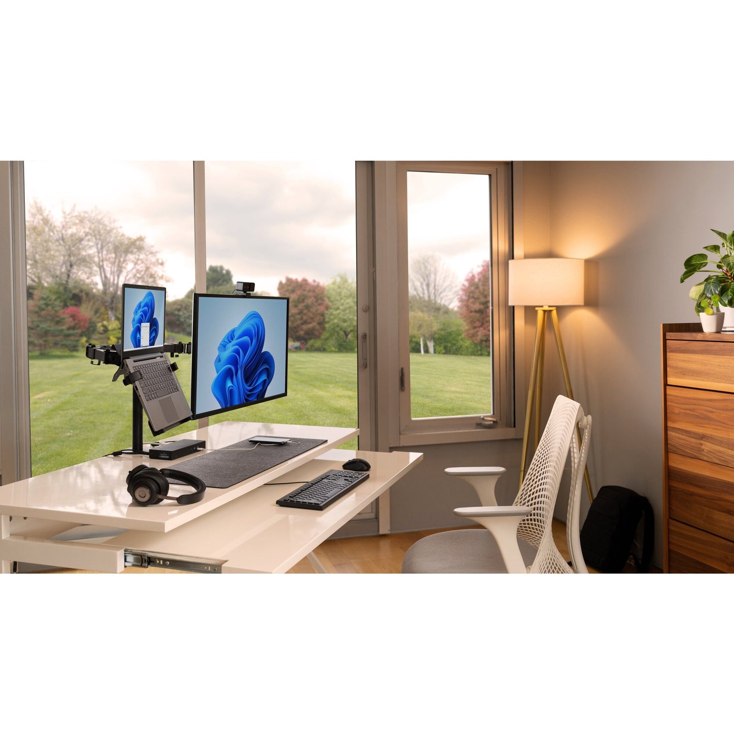 Kensington SmartFit Ergo Dual Extended Monitor Arm