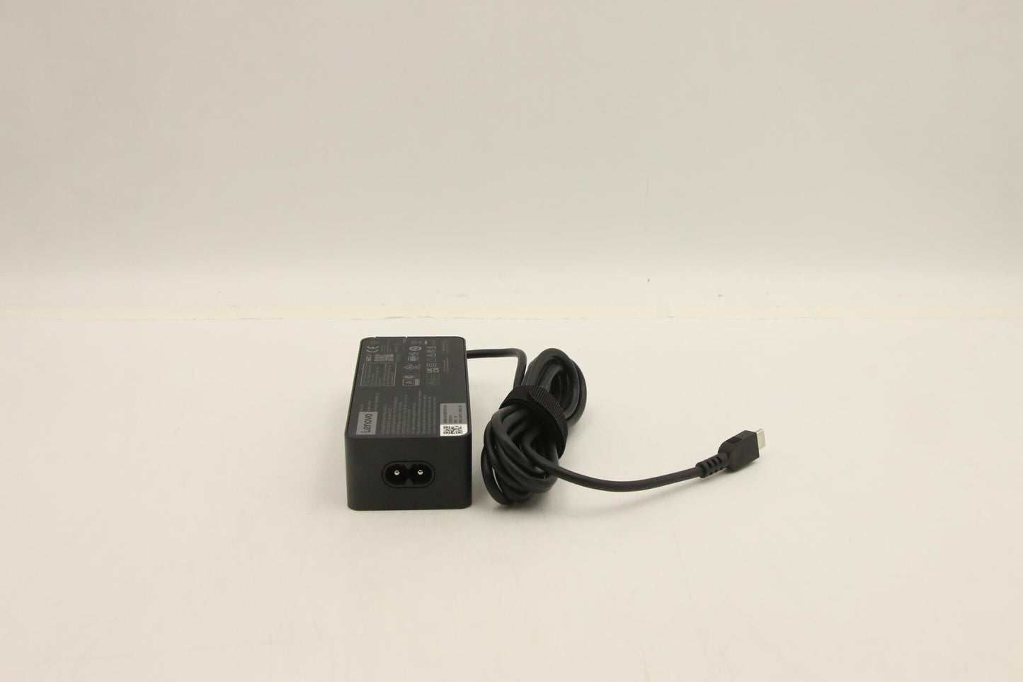 Lenovo 5A10W86303 power adapter/inverter Indoor 65 W Black