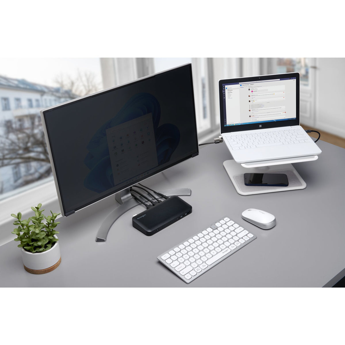 Kensington MagPro Magnetic Privacy Screen Filter for Monitors 21.5” (16:9)