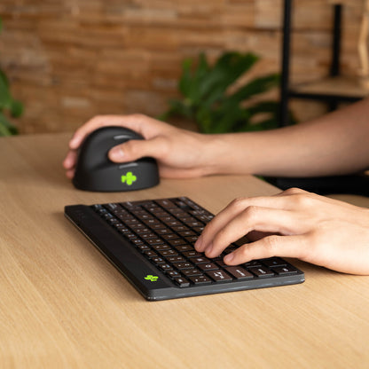 R-Go Tools Ergonomic keyboard R-Go Compact Break, compact keyboard with break software, QWERTY (UK), Bluetooth, black