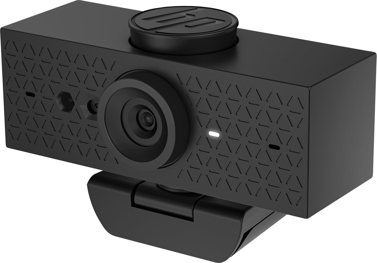 HP 625 Full HD webcam with a built-in microphone